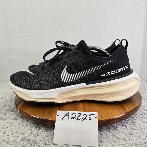 Nike ZoomX Invincible 3 Black White Athletic Running Shoe Mens 11.5 DR2615-001 - Picture 1 of 14